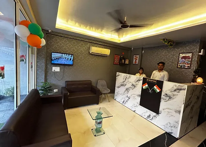 Hotel Glace Near International Airport New Delhi